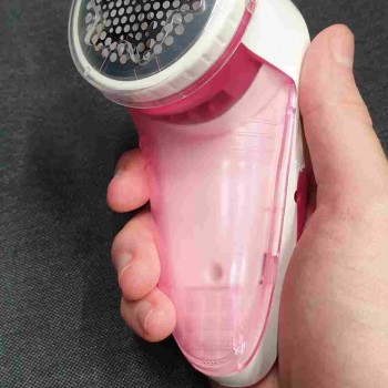 Eliminator de scame Lint Remover  cu acumulator COD 023AL Eliminator de scame Lint Remover  cu acumulator COD 023AL