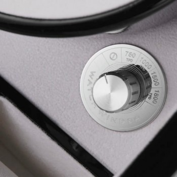 Caseta neagra cu incuietoare pentru 5 ceasuri