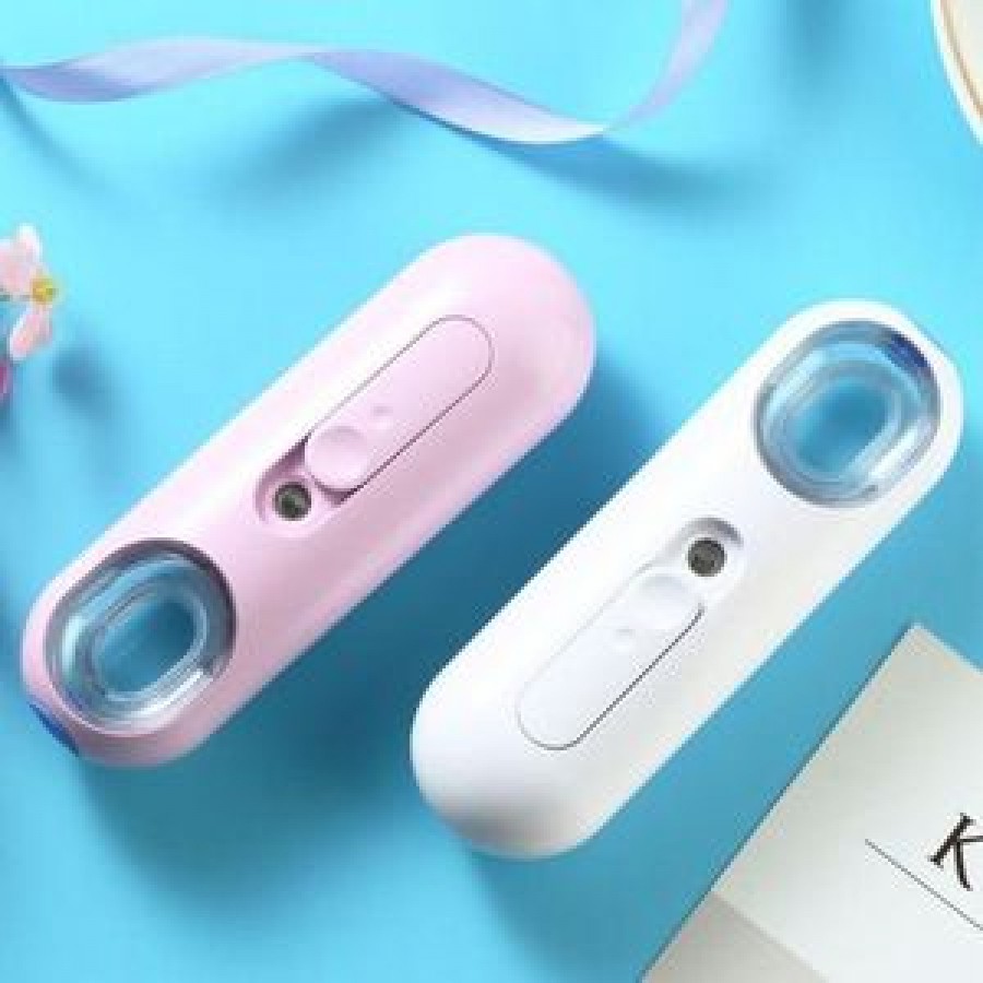 Aparat hidratant facial nanometer moisture spray, abur rece, alb - Ingrijire Personala - wowreduceri.ro