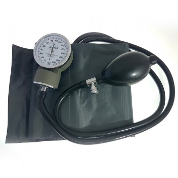 Tensiometru  Clasic, Precizie la masurare : +/- 3 mmHg; Interval de masurare : 0 – 300 mmHg