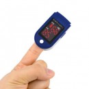 Aparat de masurare puls, Oximetru pentru deget cu display, Pulsoximetru,  Masurare Saturatie Oxigen, Pentru Deget - Ingrijire Personala - wowreduceri.ro