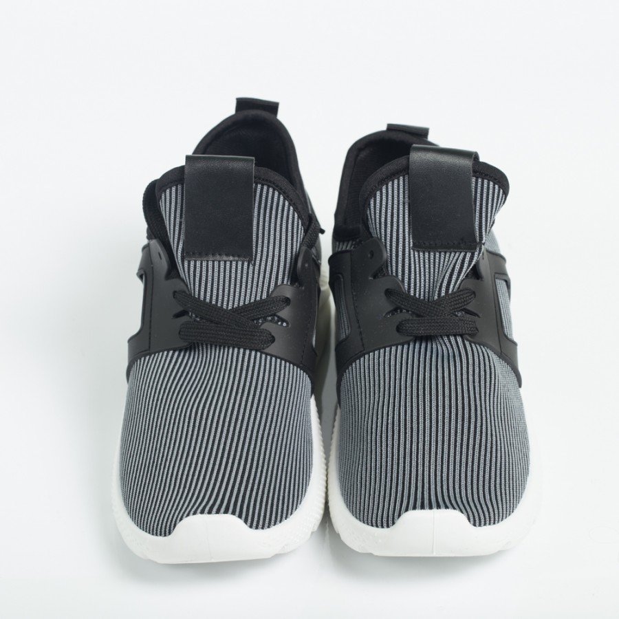 Pantofi sport H09 BLACK R2/9/3 - Pantofi sport -wowreduceri.ro Pantofi sport H09 BLACK R2/9/3 - Pantofi sport - wowreduceri.ro