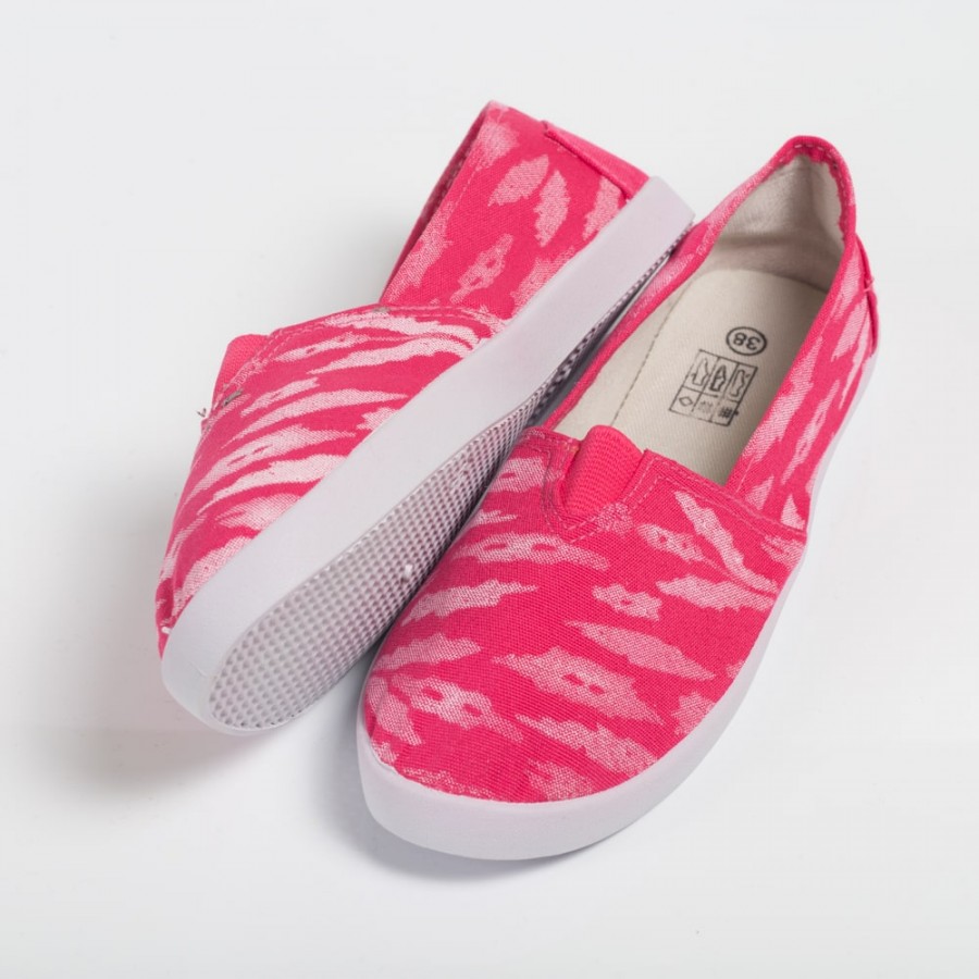 Espadrile CC08 RED R1/11/3 - Espadrile -wowreduceri.ro Espadrile CC08 RED R1/11/3 - Espadrile - wowreduceri.ro