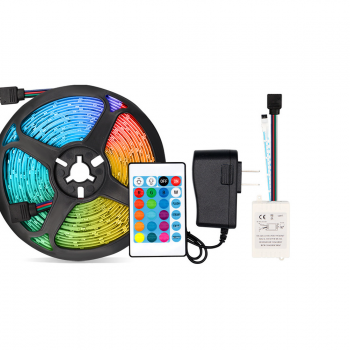 Banda LED RGB Multicolor cu Telecomanda, 5 metri lungime, 12 V