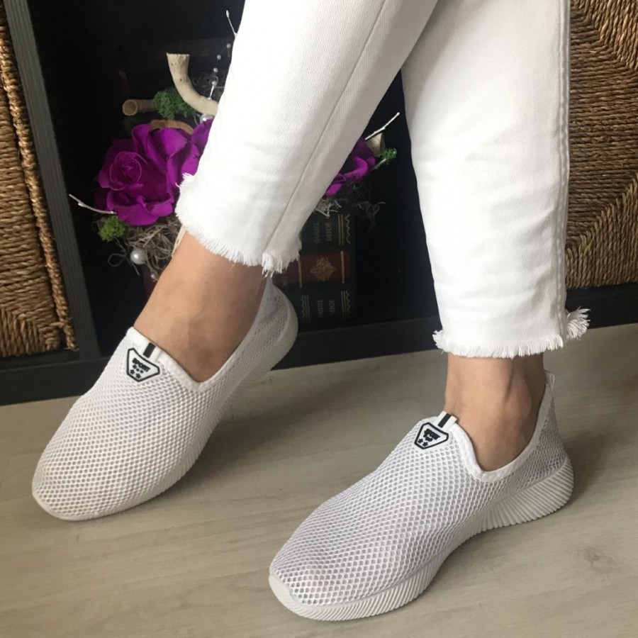 Pantofi Sport DDC 35 WHITE R2/3/5 - Incaltaminte Sport -wowreduceri.ro Pantofi Sport DDC 35 WHITE R2/3/5 - Incaltaminte Sport - wowreduceri.ro